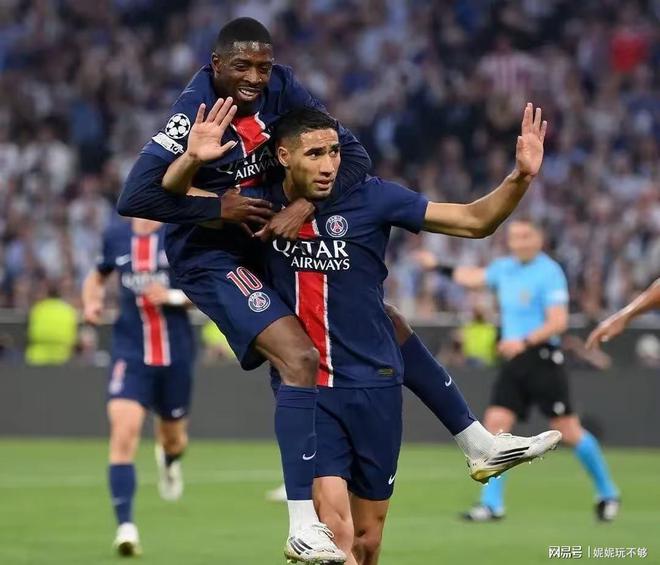 关于皇马开场5分钟连进两球，巴黎圣日耳曼防线形同虚设！的信息